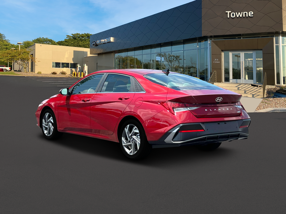 new 2024 Hyundai Elantra car, priced at $31,195