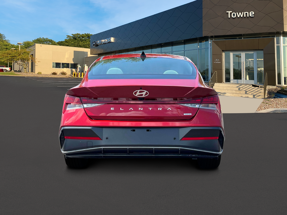 new 2024 Hyundai Elantra car, priced at $31,195