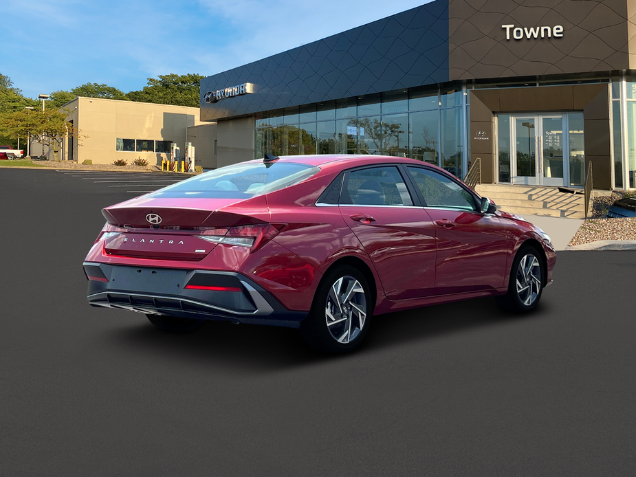 new 2024 Hyundai Elantra car, priced at $31,195