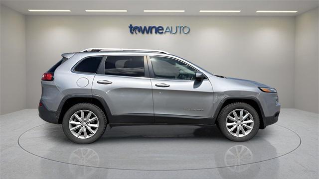 used 2016 Jeep Cherokee car, priced at $13,240