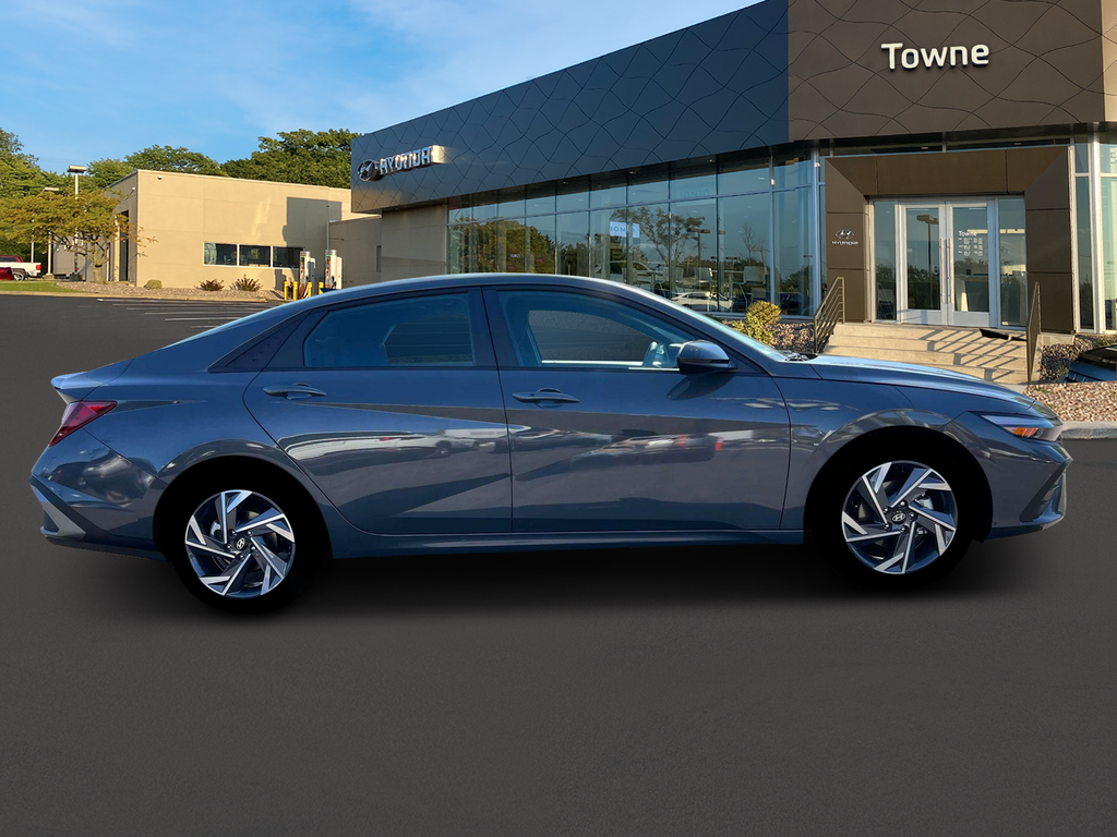 new 2025 Hyundai Elantra car, priced at $25,040