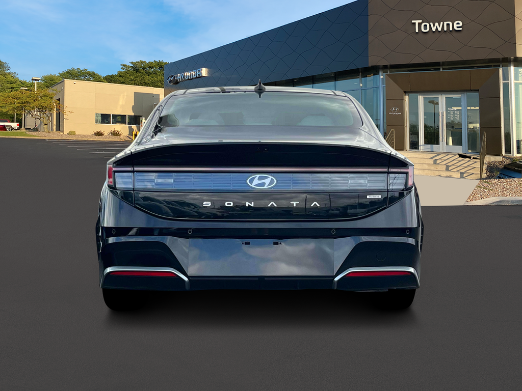 new 2025 Hyundai Sonata Hybrid car, priced at $39,160