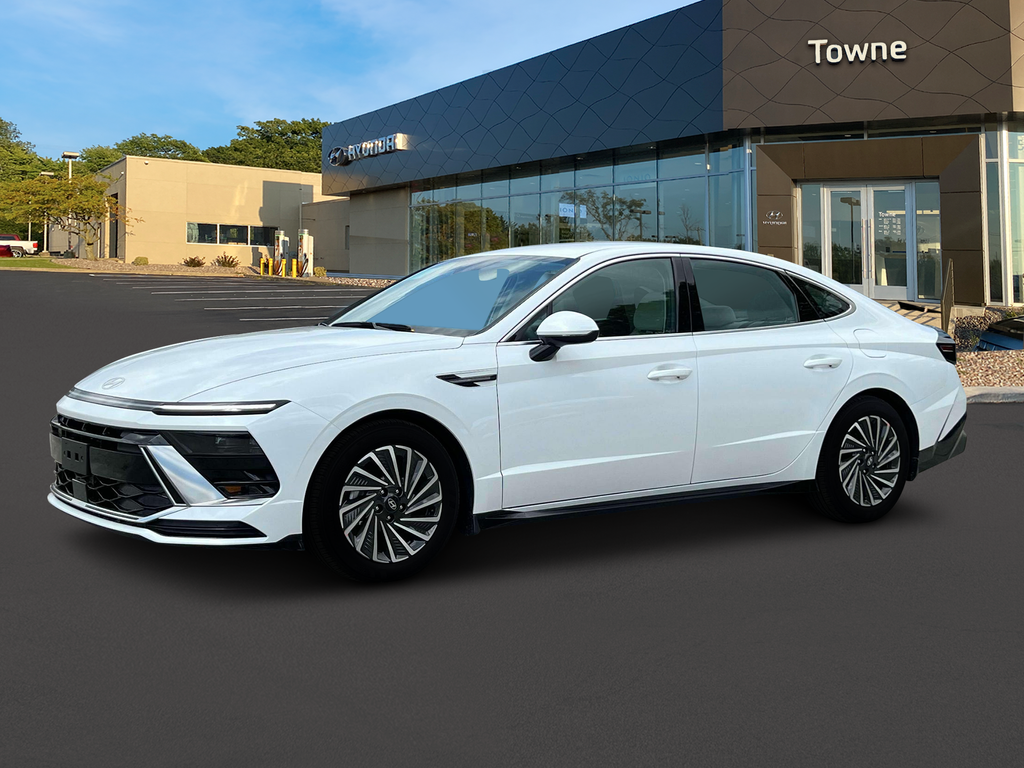 new 2025 Hyundai Sonata Hybrid car, priced at $33,190