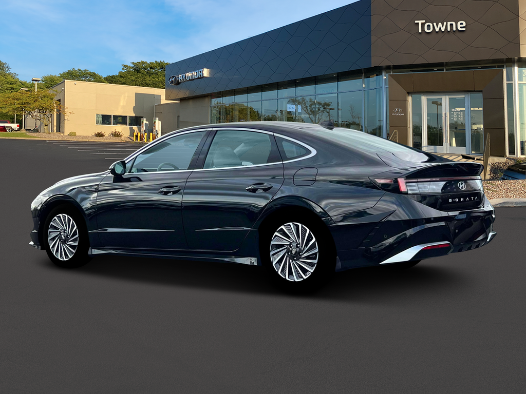 new 2025 Hyundai Sonata Hybrid car, priced at $39,205