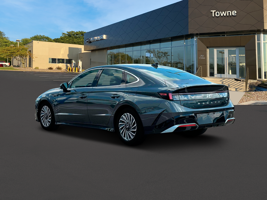 new 2024 Hyundai Sonata Hybrid car, priced at $38,890