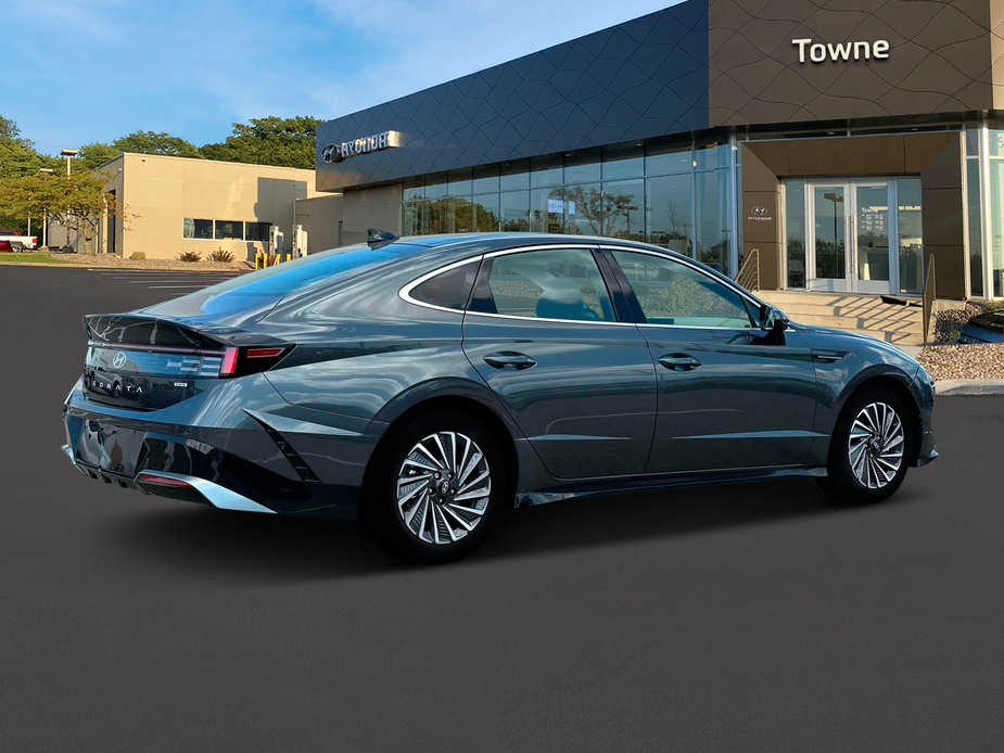 new 2024 Hyundai Sonata Hybrid car, priced at $38,890