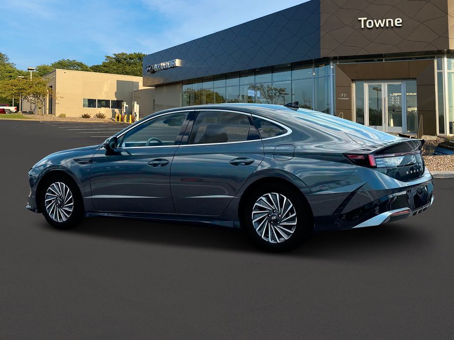 new 2024 Hyundai Sonata Hybrid car, priced at $38,890