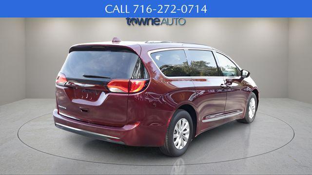 used 2018 Chrysler Pacifica car, priced at $14,417