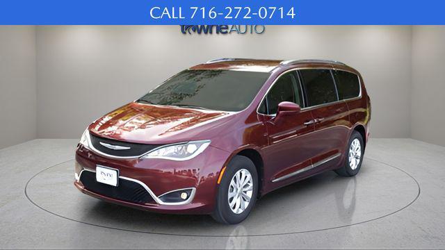 used 2018 Chrysler Pacifica car, priced at $14,417