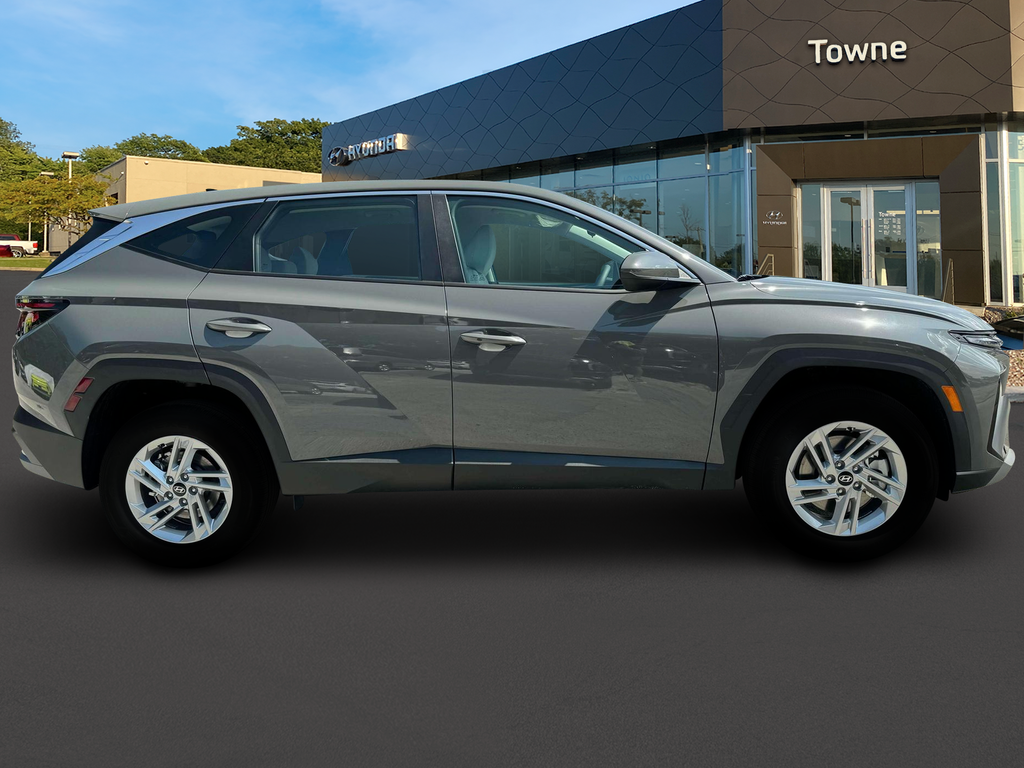 new 2025 Hyundai Tucson car, priced at $32,225