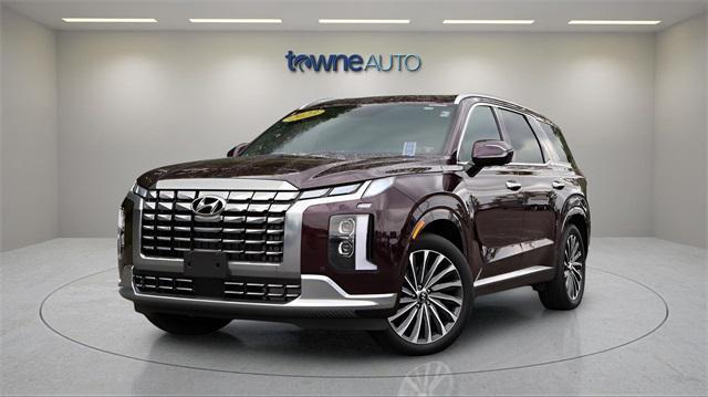 used 2023 Hyundai Palisade car, priced at $42,914