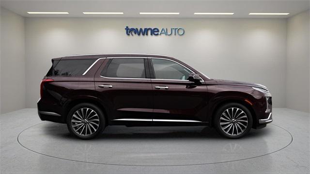 used 2023 Hyundai Palisade car, priced at $42,914