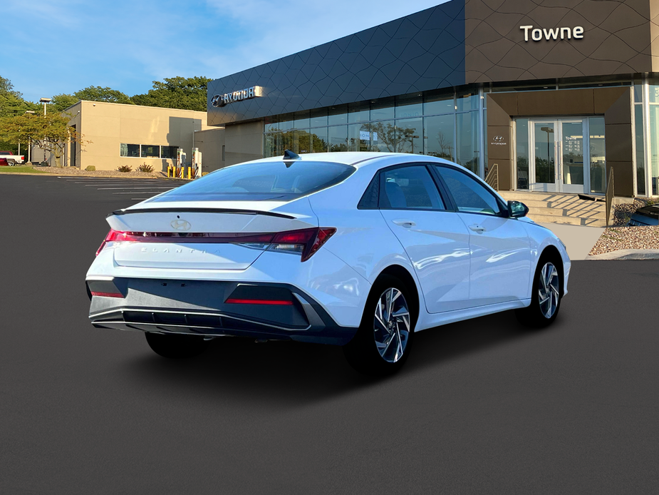 new 2025 Hyundai Elantra car, priced at $25,135