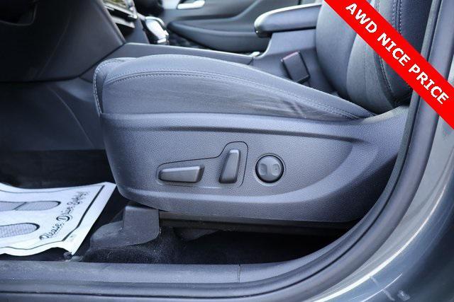 used 2020 Hyundai Santa Fe car, priced at $17,449