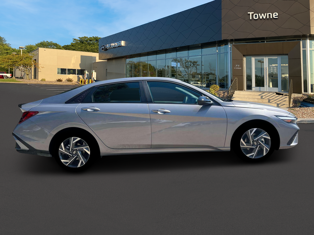 new 2025 Hyundai Elantra car, priced at $25,015