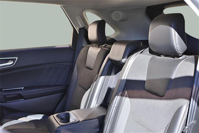 used 2018 Ford Edge car, priced at $21,442