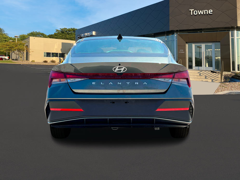 new 2024 Hyundai Elantra car, priced at $25,255