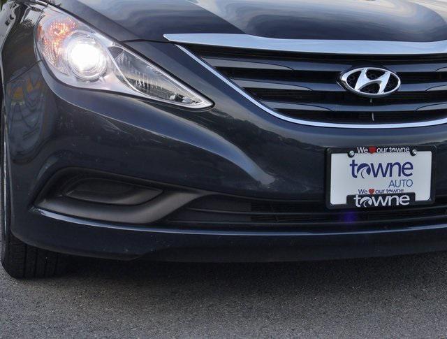 used 2014 Hyundai Sonata car, priced at $10,549