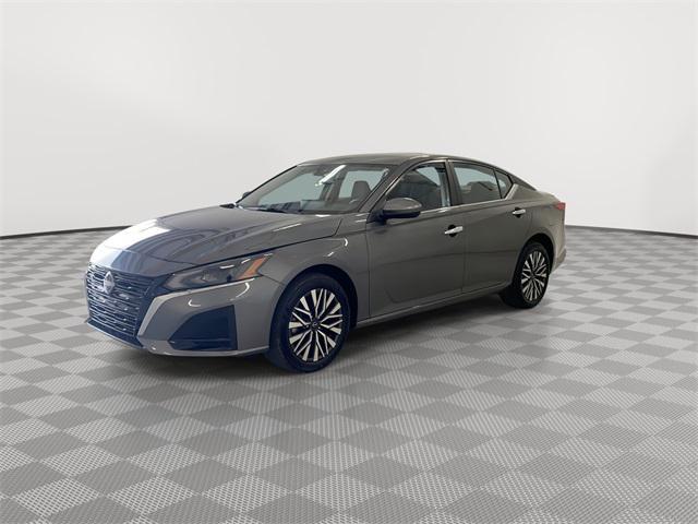 used 2025 Nissan Altima car, priced at $25,650