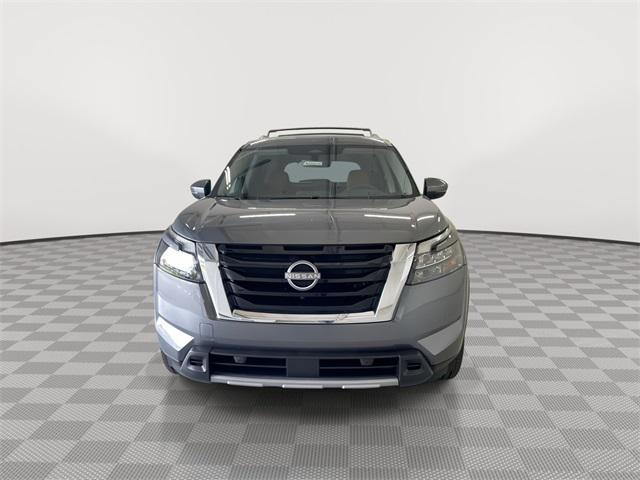 new 2025 Nissan Pathfinder car, priced at $49,454