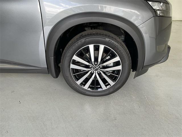 new 2025 Nissan Pathfinder car, priced at $49,454