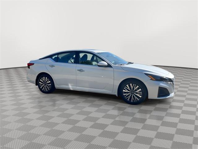 new 2025 Nissan Altima car, priced at $28,636