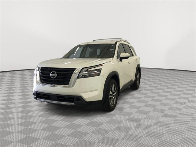 new 2024 Nissan Pathfinder car, priced at $41,306