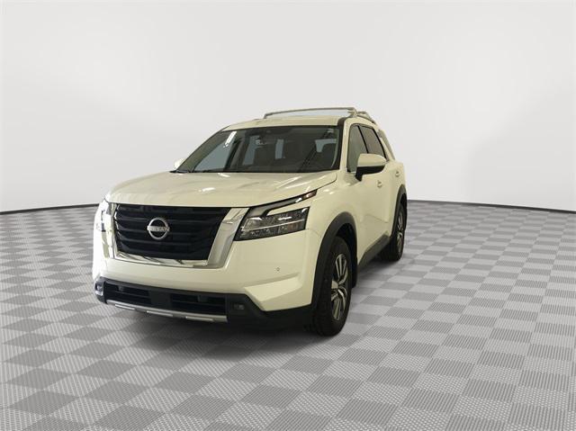 new 2024 Nissan Pathfinder car, priced at $40,406