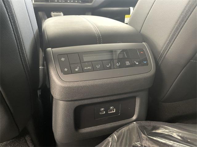 new 2025 Nissan Pathfinder car, priced at $45,130