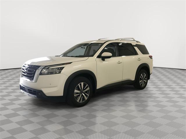 new 2024 Nissan Pathfinder car, priced at $40,664