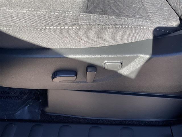 new 2026 Nissan Frontier car, priced at $38,346