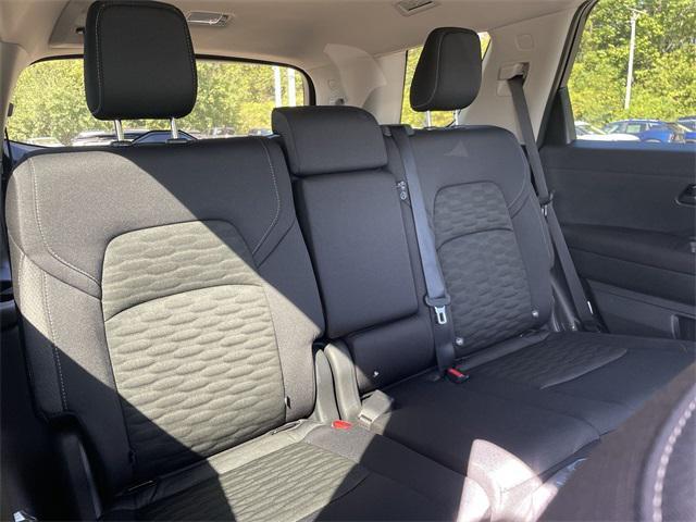 new 2025 Nissan Pathfinder car, priced at $34,857