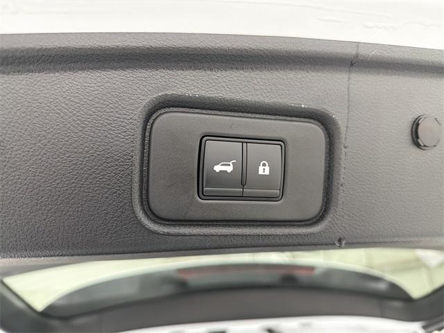 new 2025 Nissan Pathfinder car, priced at $36,210