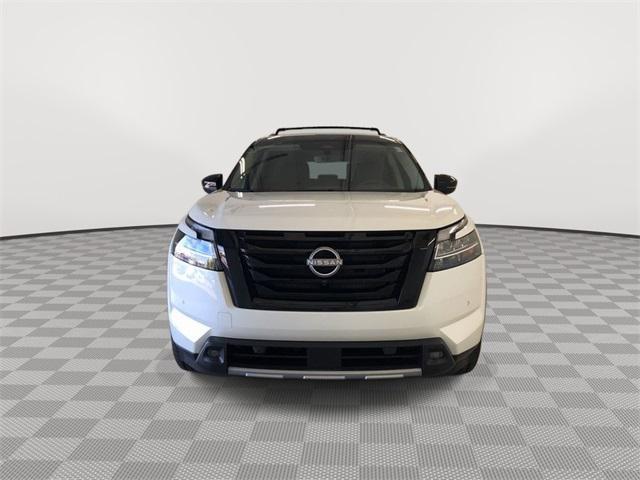 new 2024 Nissan Pathfinder car, priced at $43,868