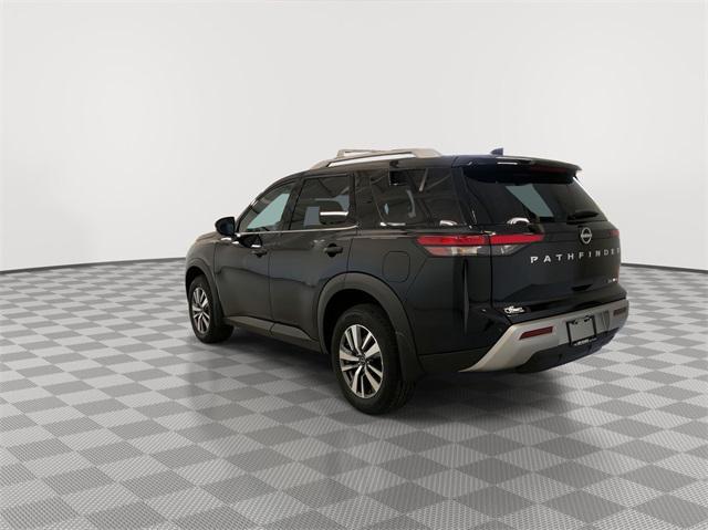 new 2024 Nissan Pathfinder car, priced at $40,284