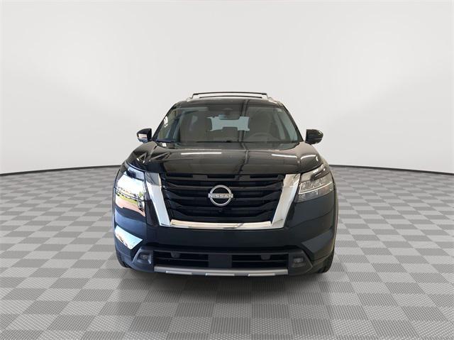 new 2024 Nissan Pathfinder car, priced at $40,284