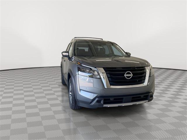 new 2025 Nissan Pathfinder car, priced at $42,824