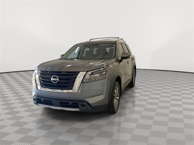 new 2025 Nissan Pathfinder car, priced at $42,824