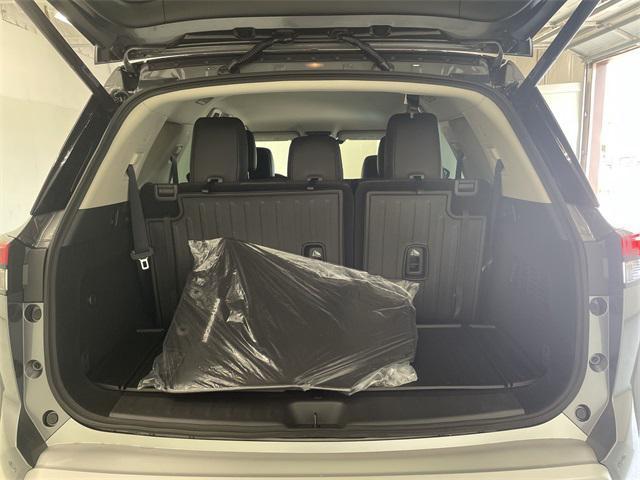 new 2025 Nissan Pathfinder car, priced at $42,824
