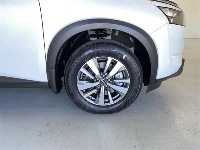 new 2025 Nissan Pathfinder car, priced at $38,809
