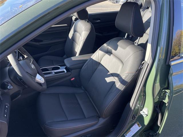 new 2025 Nissan Altima car, priced at $33,154