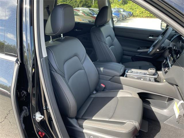 new 2025 Nissan Pathfinder car, priced at $39,840
