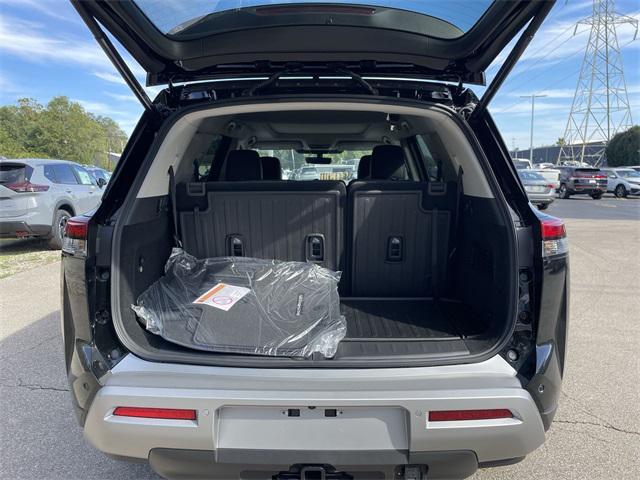 new 2025 Nissan Pathfinder car, priced at $39,840