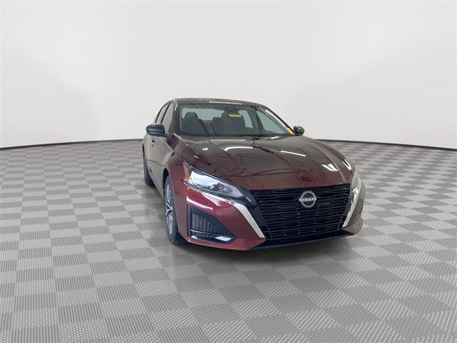 used 2025 Nissan Altima car, priced at $24,985