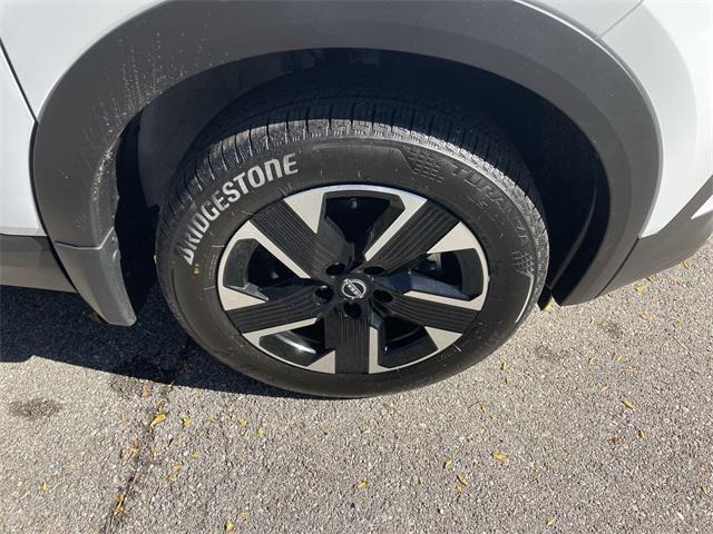 new 2026 Nissan Kicks car, priced at $24,102