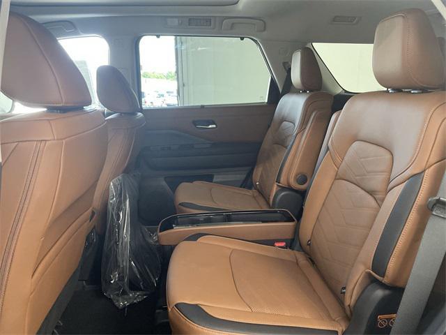 new 2025 Nissan Pathfinder car, priced at $49,856