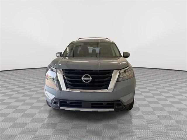 new 2025 Nissan Pathfinder car, priced at $49,856