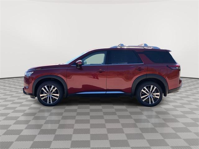 new 2024 Nissan Pathfinder car, priced at $47,302