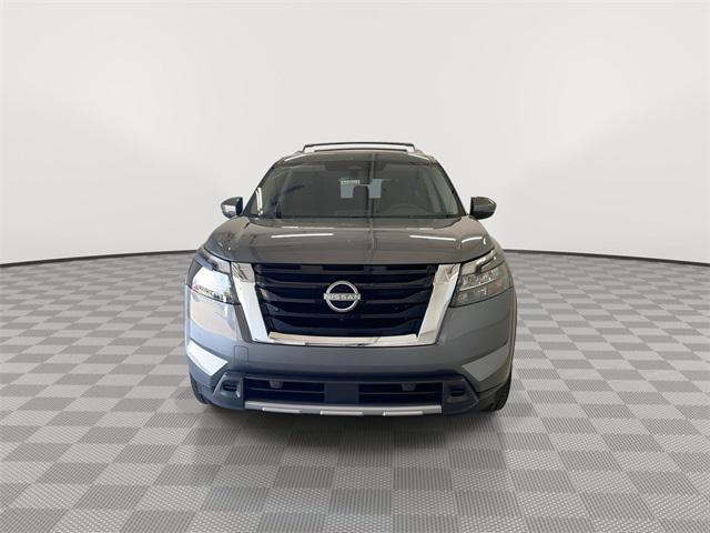 new 2025 Nissan Pathfinder car, priced at $49,454
