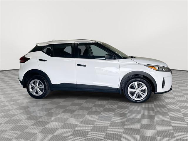 new 2025 Nissan Kicks car, priced at $21,949